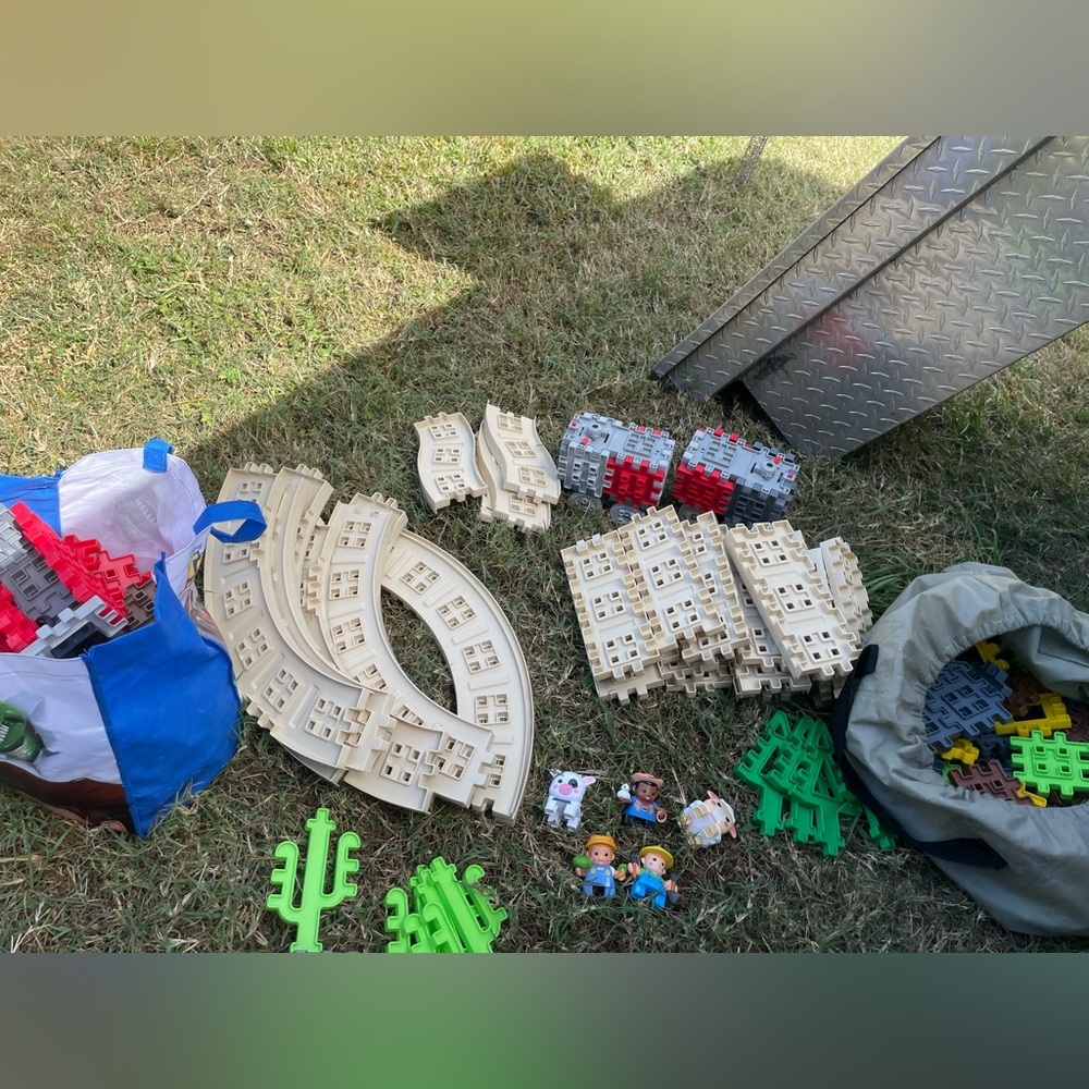 Little Tikes Waffle Blocks Train Sets